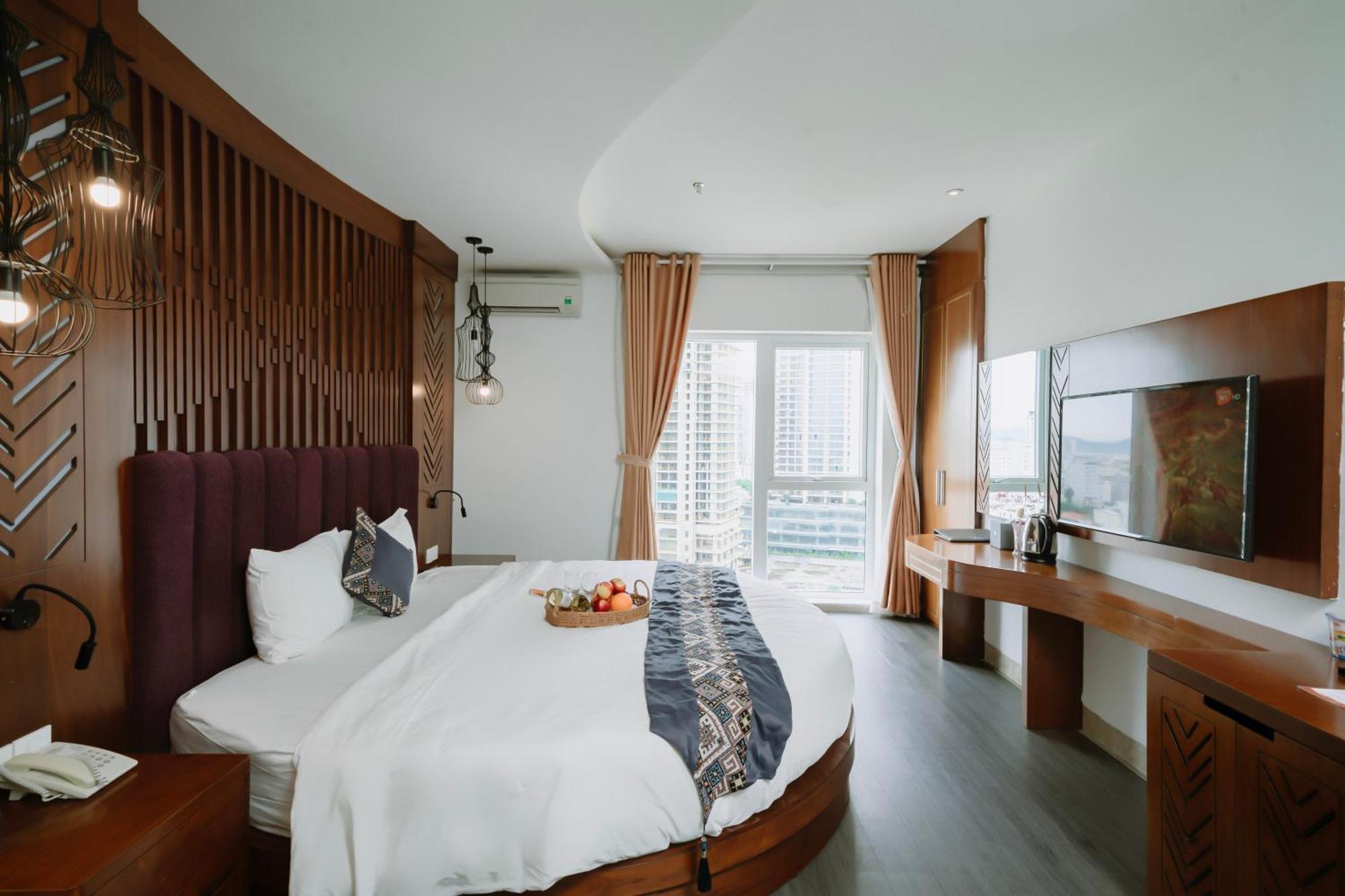 Tgt Beach Hotel Da Nang Exterior photo